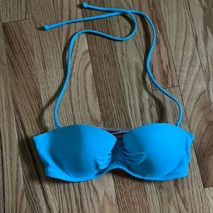 Blue bikini top with removable tie straps